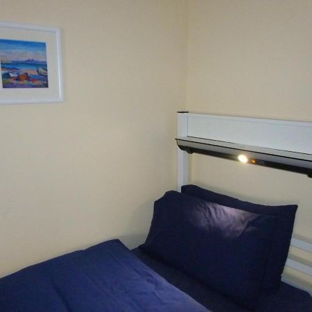 Port Charlotte Youth Hostel Bagian luar foto