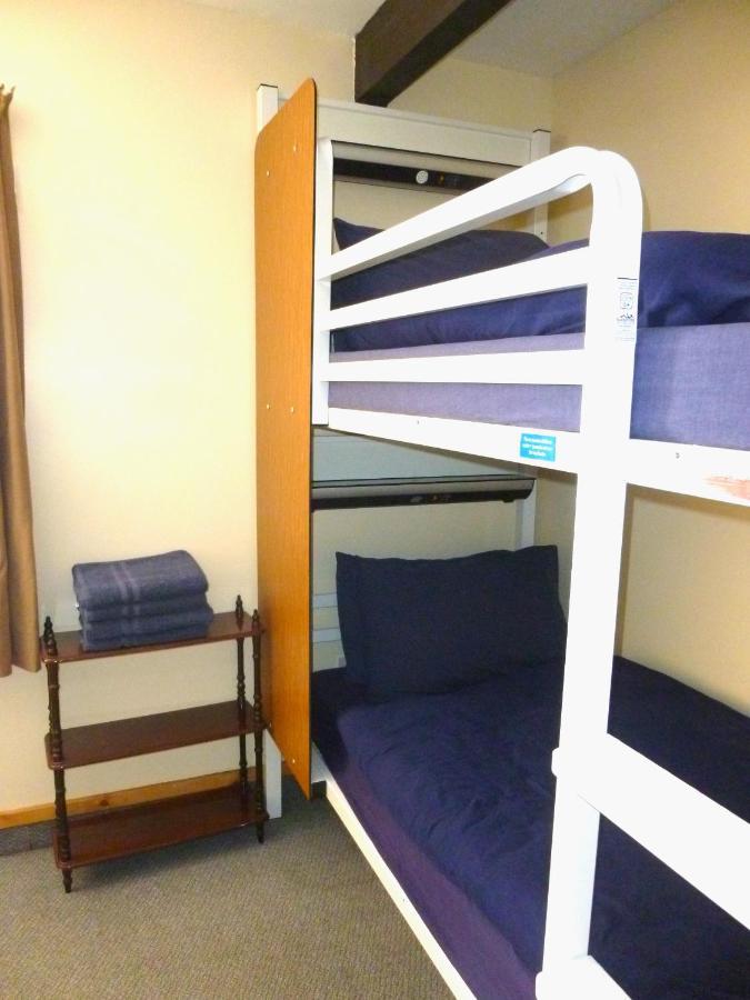 Port Charlotte Youth Hostel Bagian luar foto